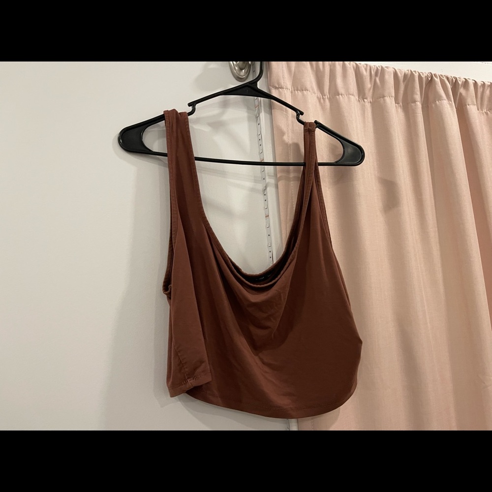 Brown crop tank top